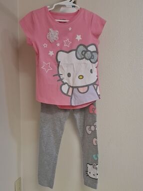 Hello Kitty Pink Tee with Gray Bow Accent Leggings